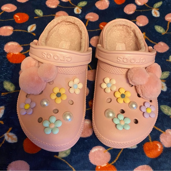 Disney Mickey Mouse Pink Pom Pom Crocs - Picture 4 of 6